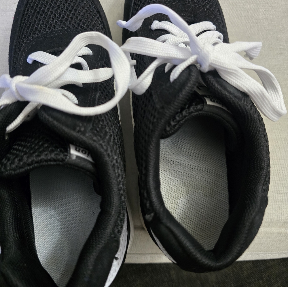 Women's Black and White Mesh Sneakers - Classic Casual Comfort - Picture 15 of 16